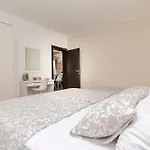 Family Idyll Apartment *